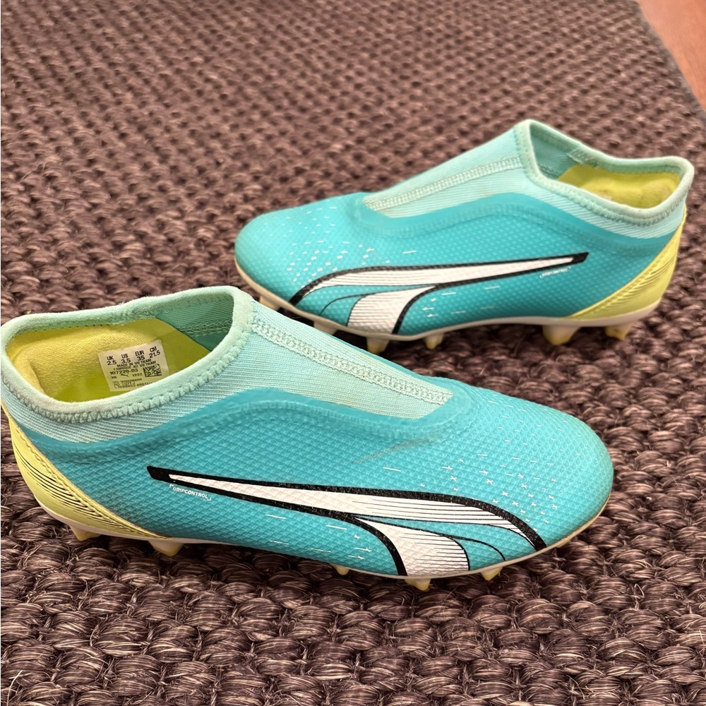 Puma soccer cleats